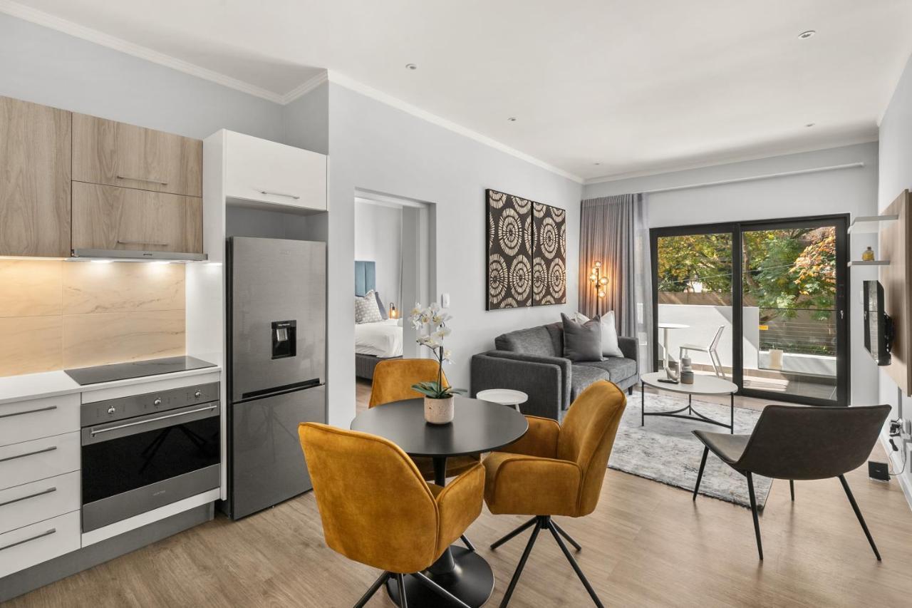 The Monroe Luxury Apartments Йоханнесбург Экстерьер фото