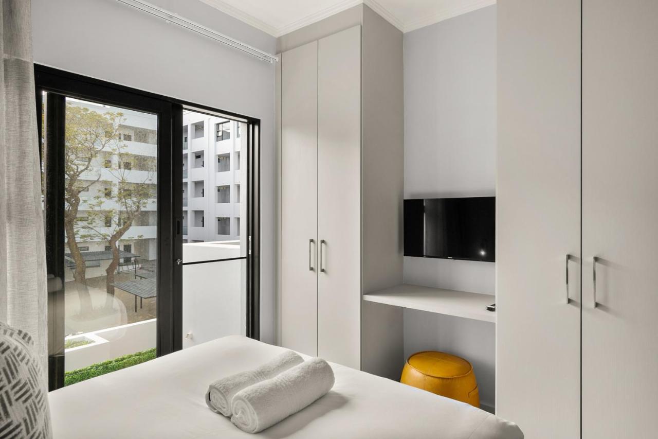 The Monroe Luxury Apartments Йоханнесбург Экстерьер фото